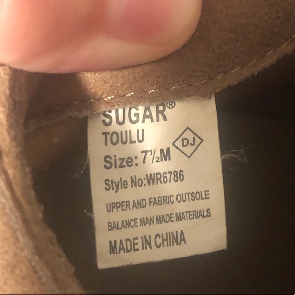 Short boots! - Picture 3 of 3